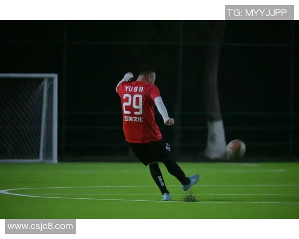 暴脾气足球球星场上怒火频发引发热议到底是激情还是隐患